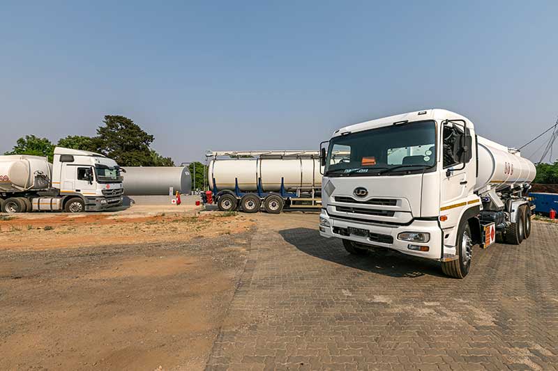 Renisto tankers in the yard